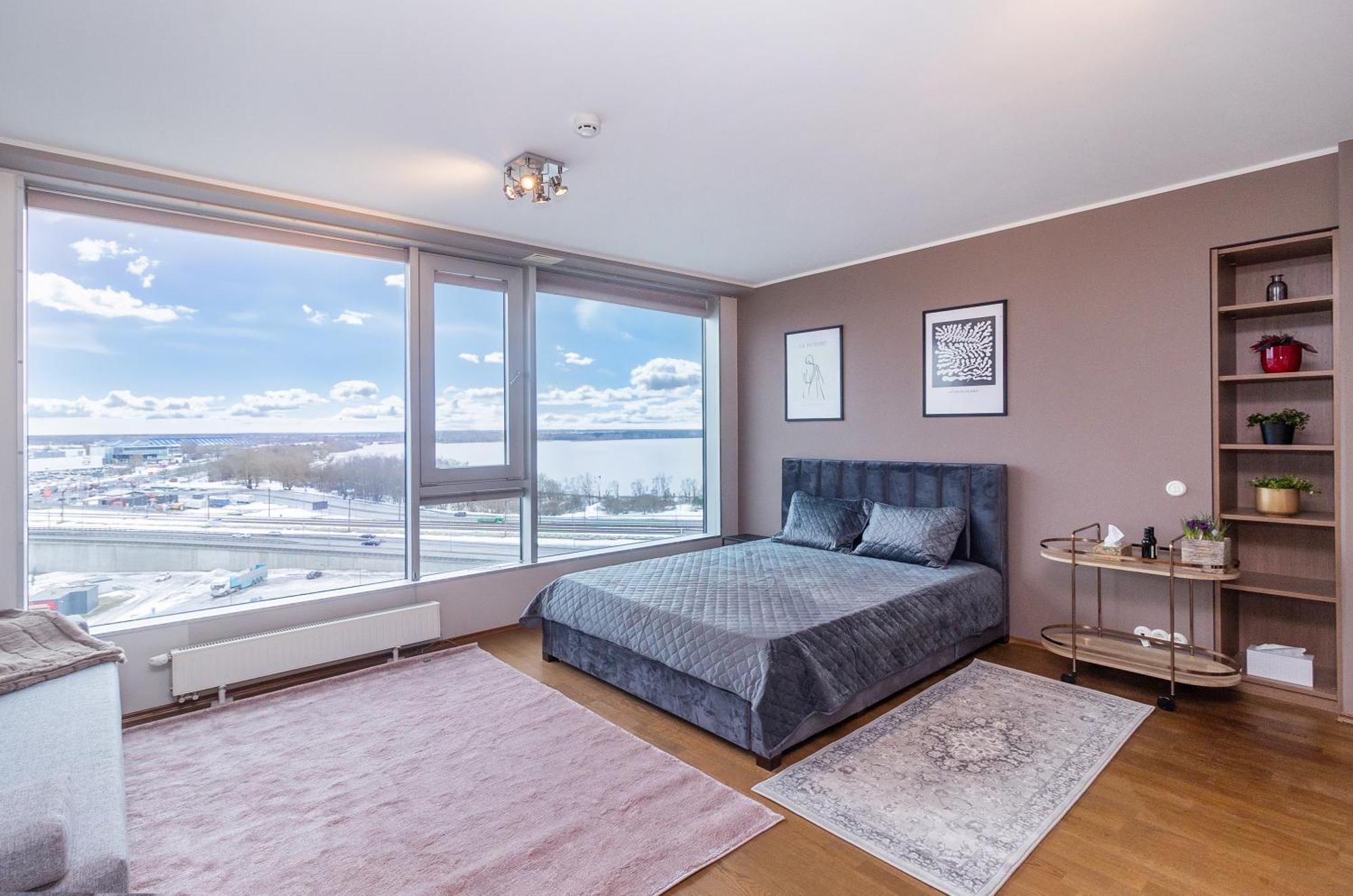 Revalia Fahle Airport Bus-Station Apartments With Best Views Esterno foto