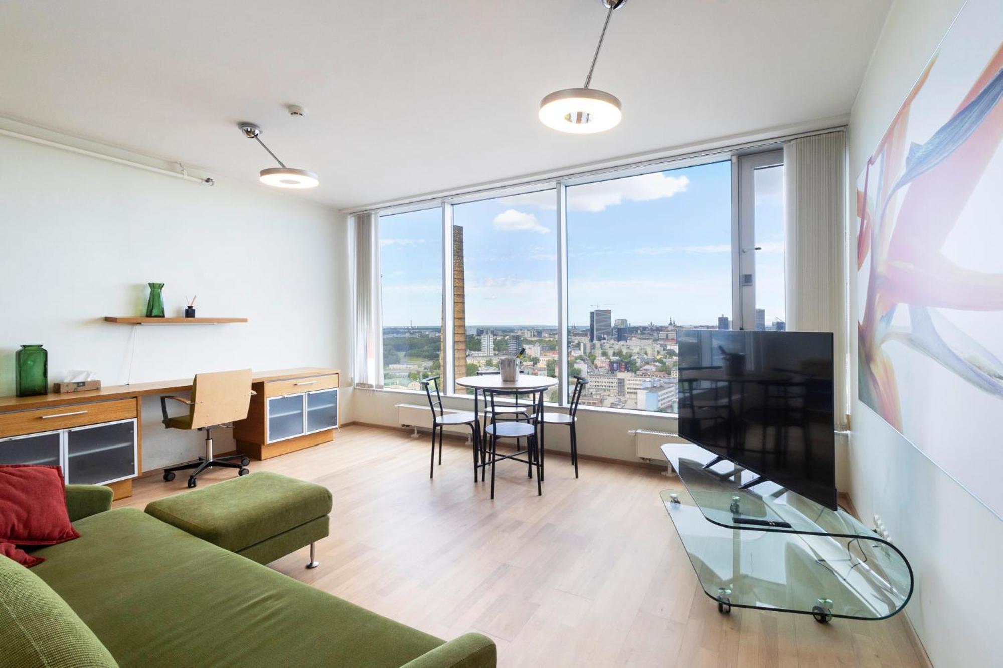 Revalia Fahle Airport Bus-Station Apartments With Best Views Esterno foto