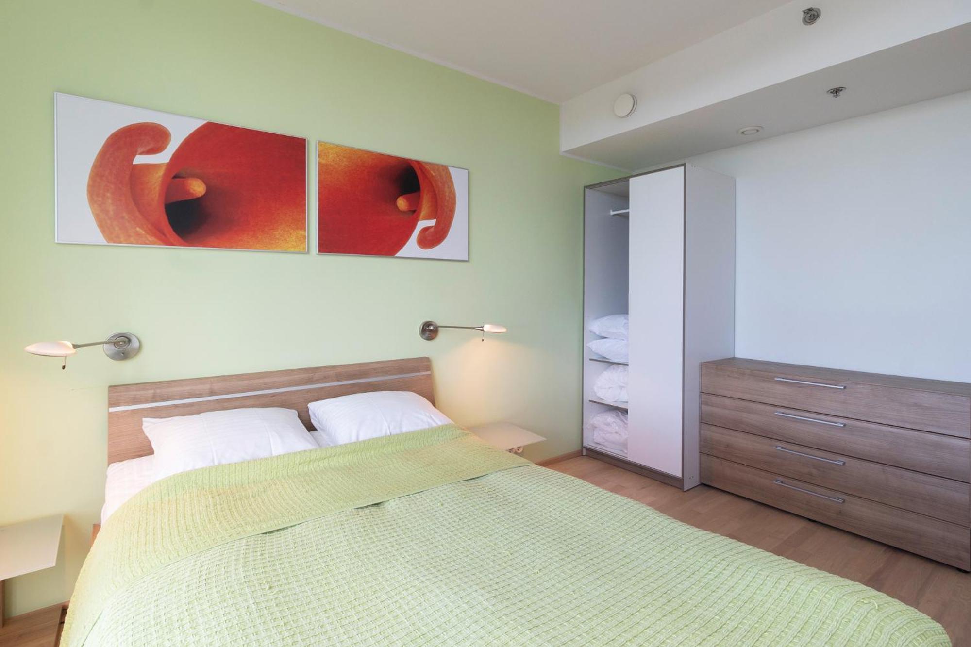 Revalia Fahle Airport Bus-Station Apartments With Best Views Esterno foto